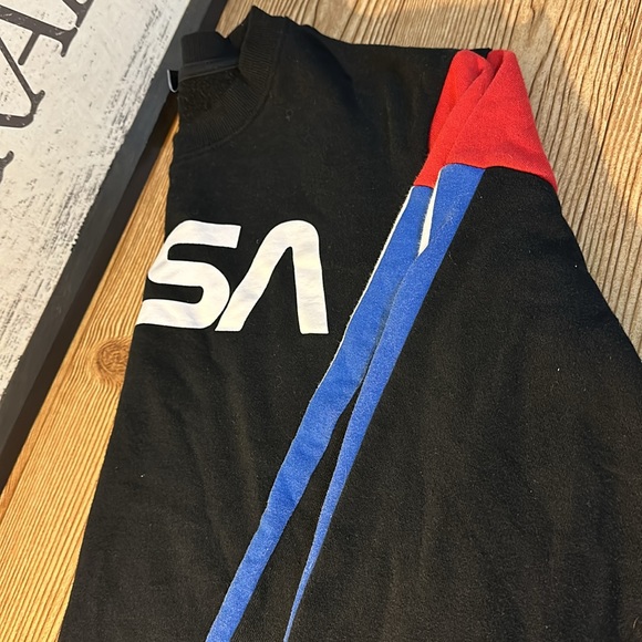 Size M Chemistry NASA crewneck sweatshirt- black - Picture 6 of 7